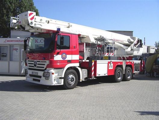 MB Actrost Skylift.jpg