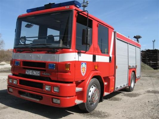 normal_CAS%2027%20Dennis%20Sabre_2[1].jpg